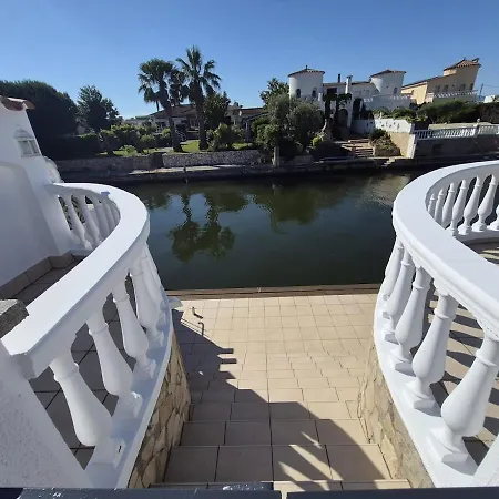 Belle De Plain Pied Sur Canal *